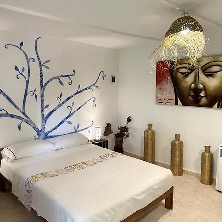 New Paradaise Art Gallery